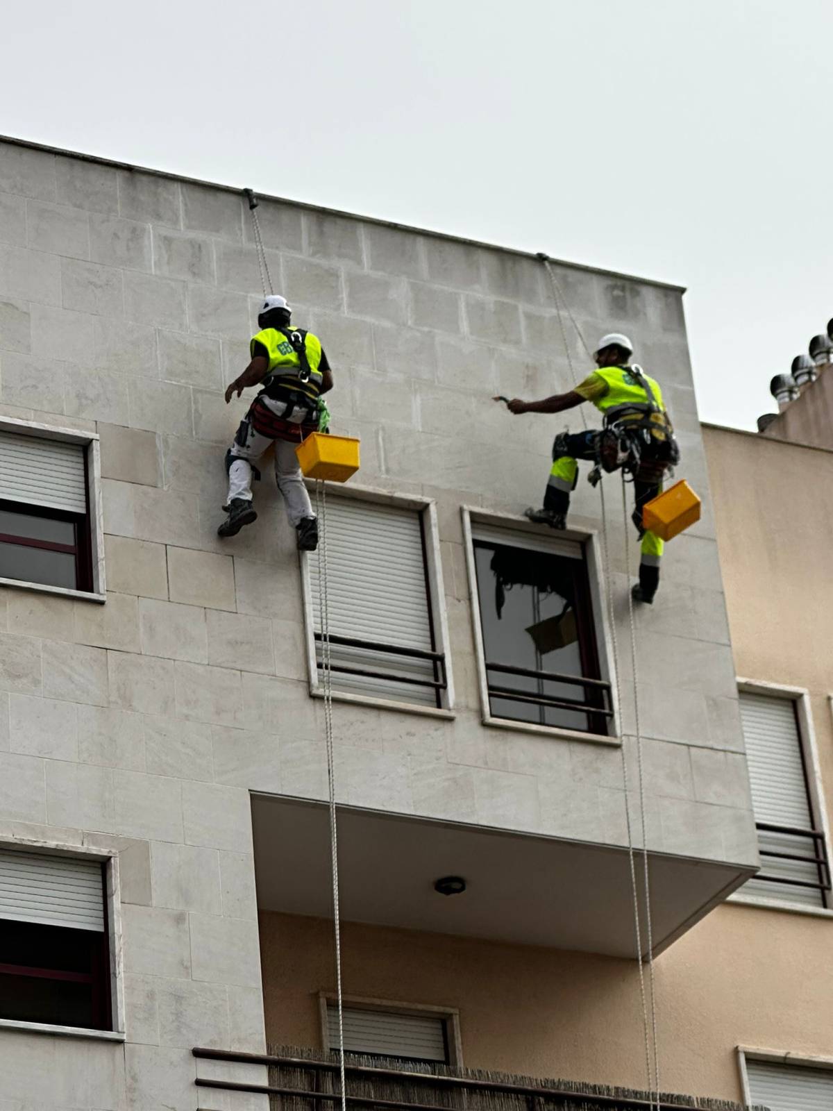 GONDAL BATIMENT RENOVATION - Lisboa - Pintura de exteriores