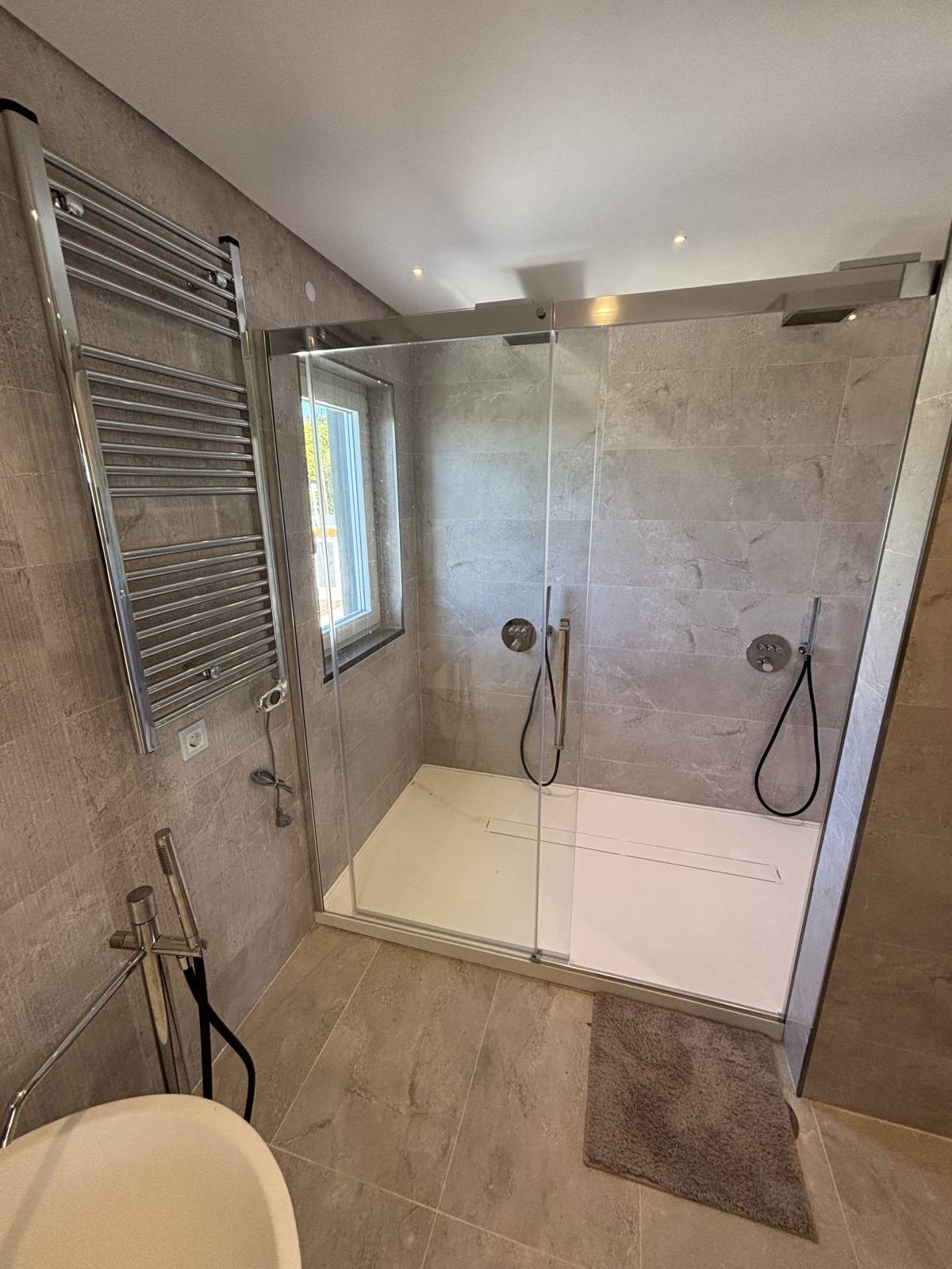 Patrick Souza - Torres Vedras - Remodelación de baños