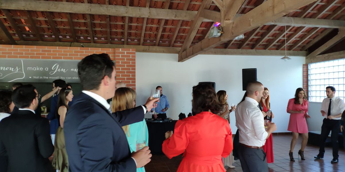 DJ Renas - Renas Party Groove - Anadia - Wedding DJ