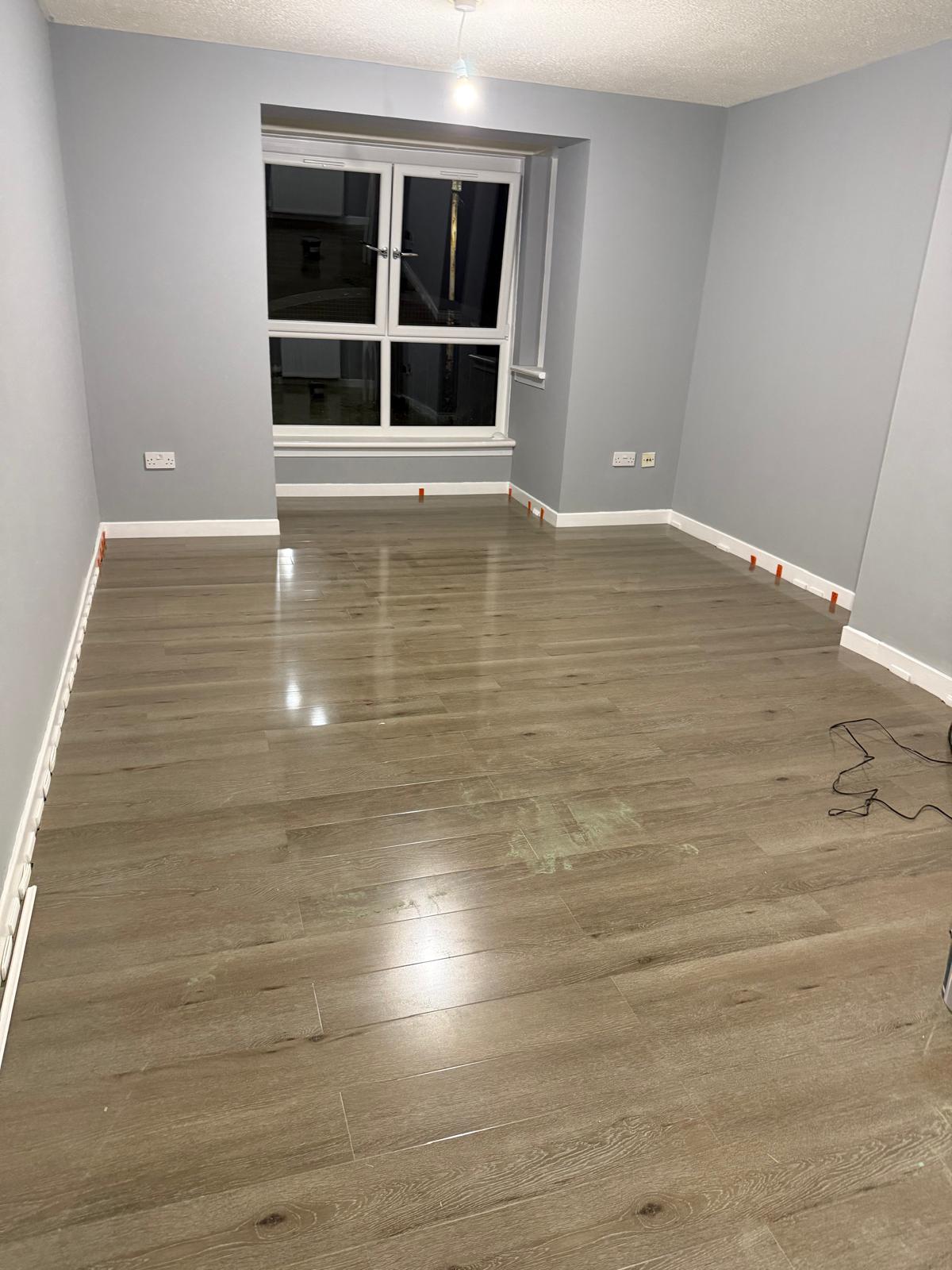 Teixeira Logistics - Prestação de Serviços - Sintra - Reparação de Cortinas e Cortinados