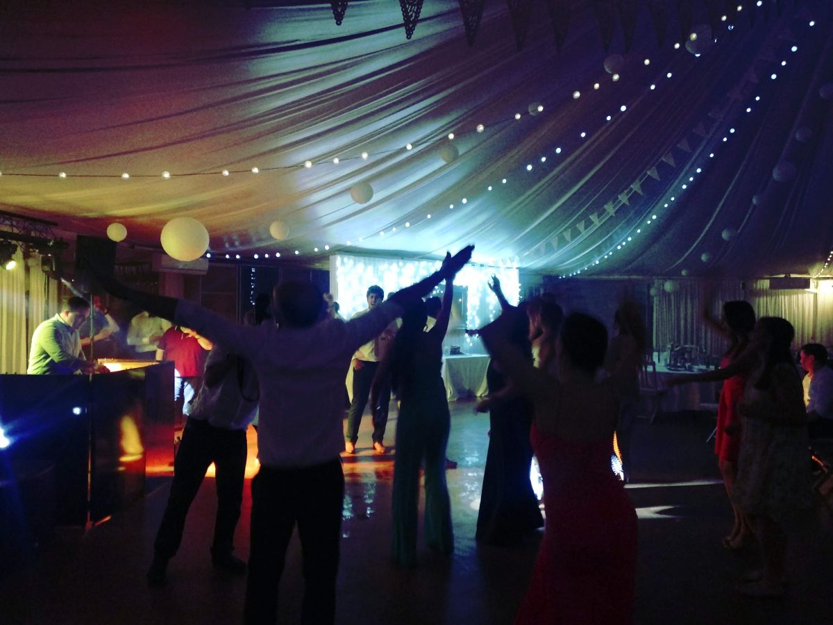 DJ Renas - Renas Party Groove - Anadia - Wedding DJ