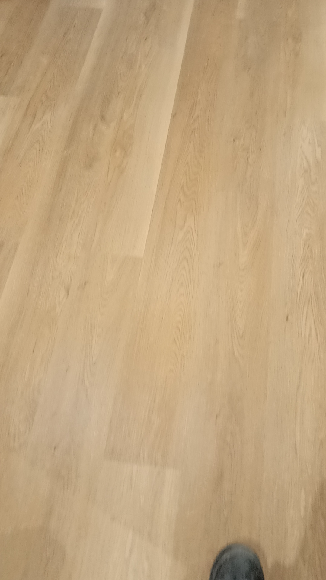 Luís Pladur - Vila Franca de Xira - Pose de carrelage