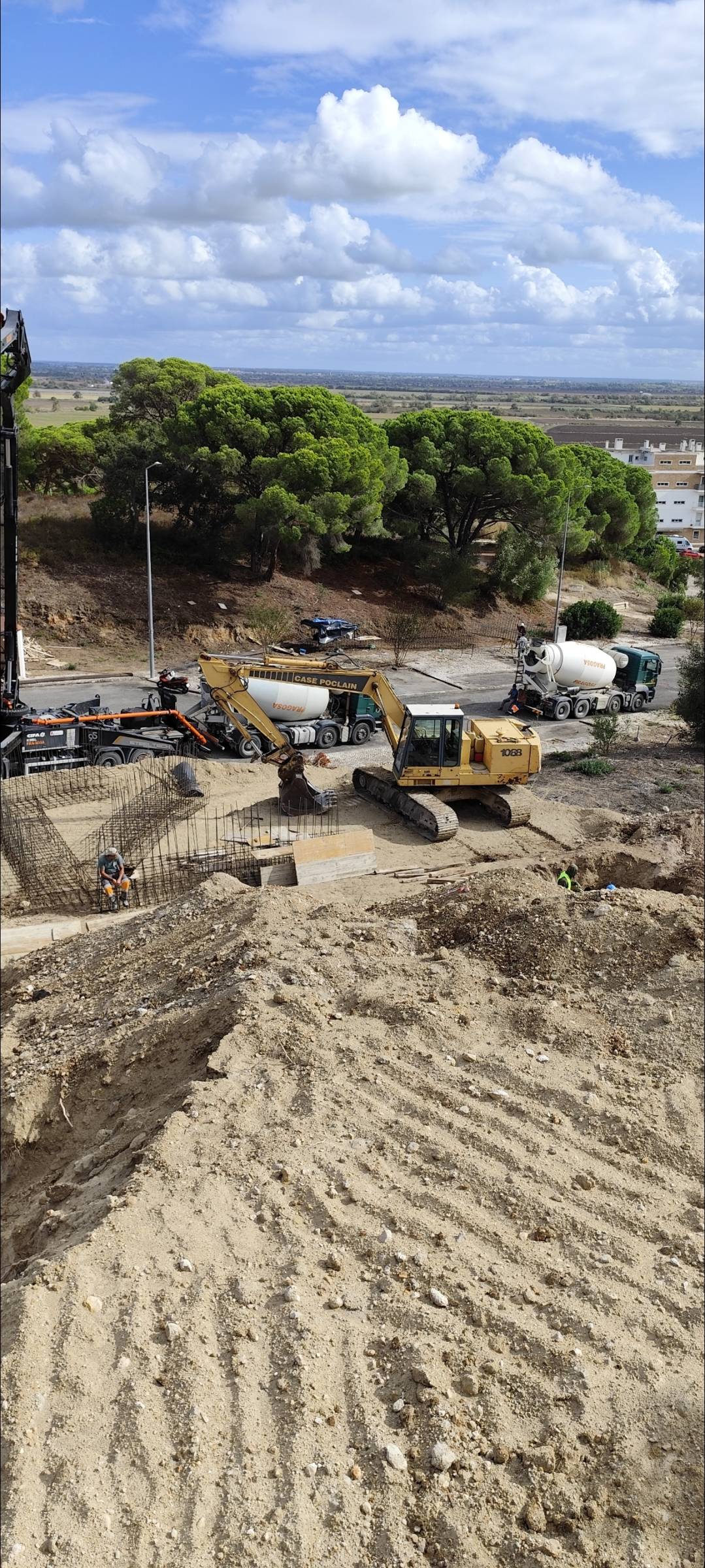 Hmax escavação e movimentação de terras - Lisboa - Abrissarbeiten