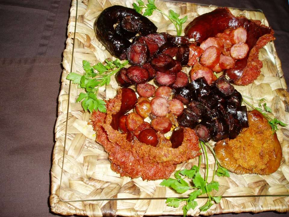 André Santos - Vila Real - Gastronomy and Service Rentals