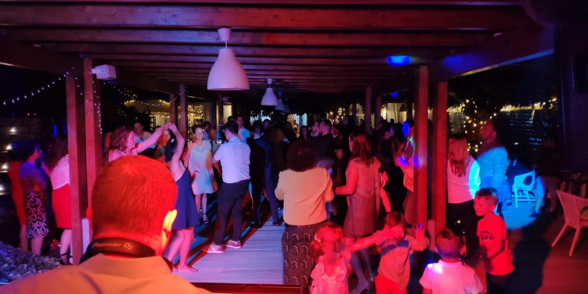 DJ Renas - Renas Party Groove - Anadia - Wedding DJ