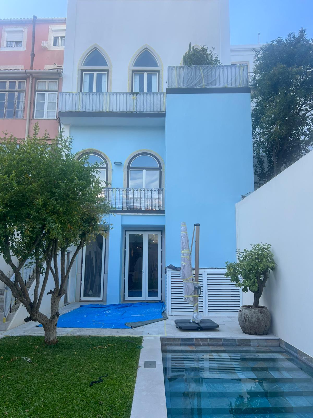 GONDAL BATIMENT RENOVATION - Lisboa - Instalación de componentes de Home Cinema