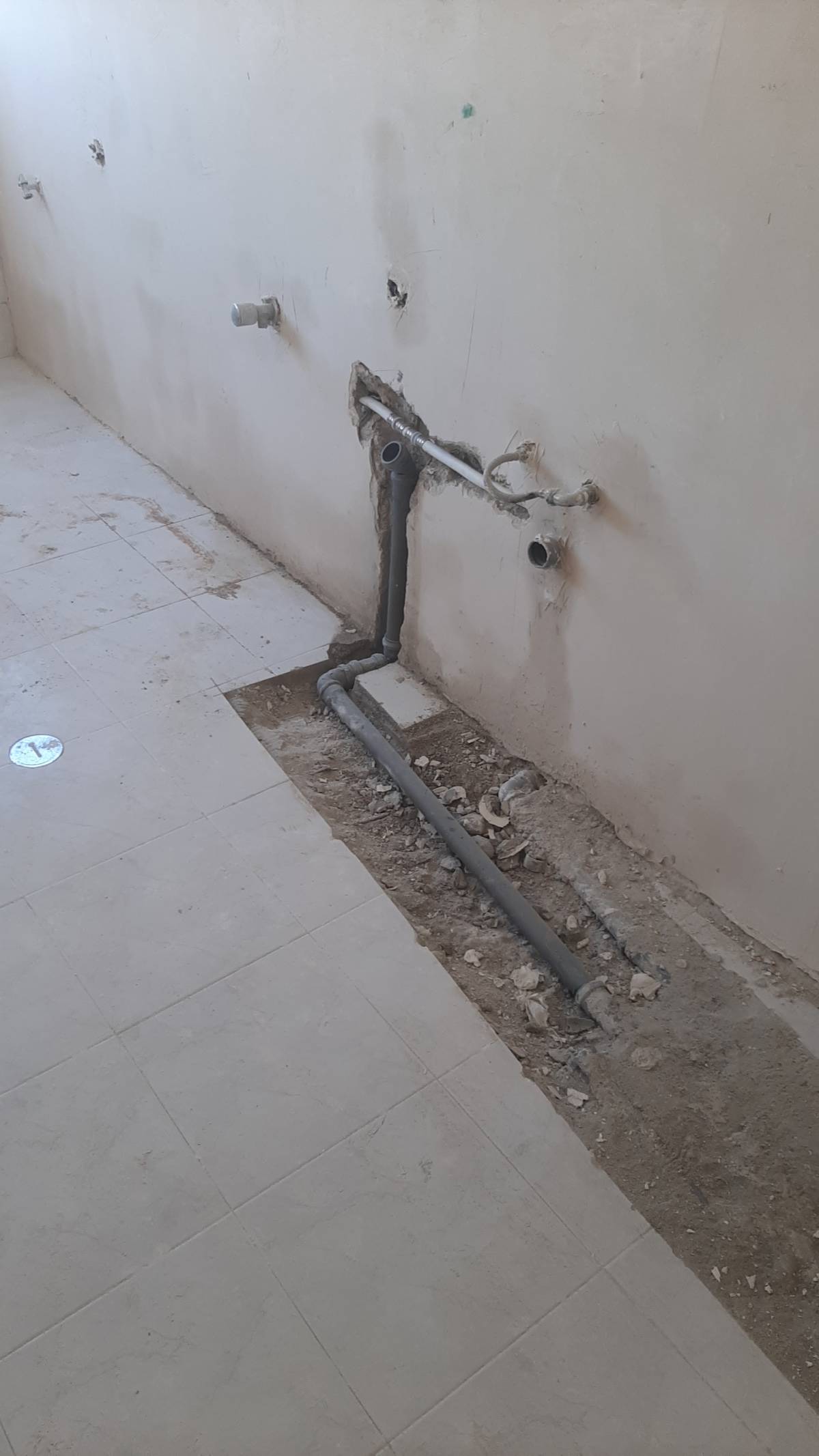 Tiago - Lisboa - Réparation de toilettes