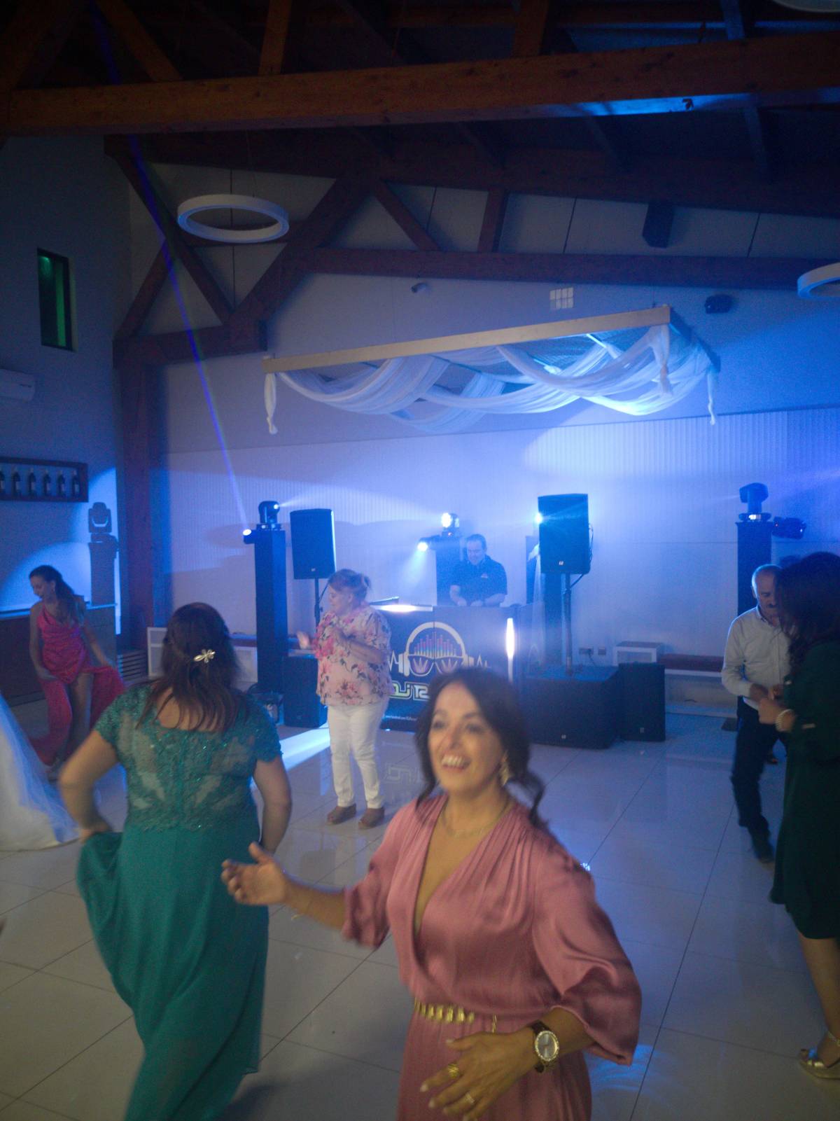 DJ Renas - Renas Party Groove - Anadia - Wedding DJ