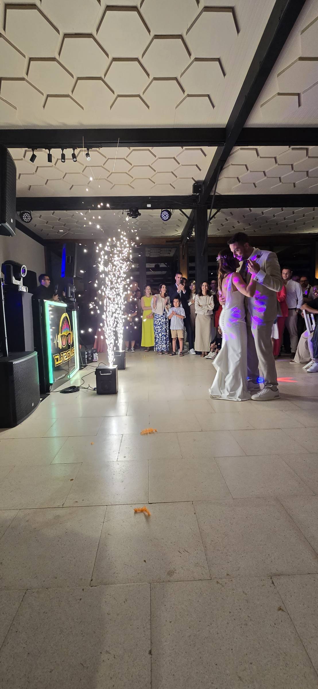 DJ Renas - Renas Party Groove - Anadia - Wedding DJ