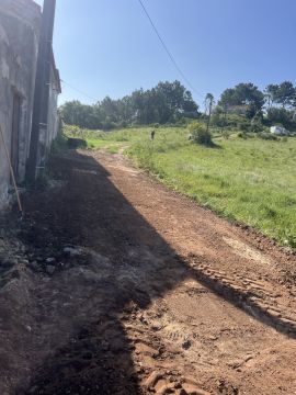 Pêgo’s Escava - Óbidos - Serviço de Retroescavadora