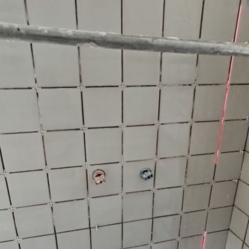 Luís Pladur - Vila Franca de Xira - Revêtement de salle de bains