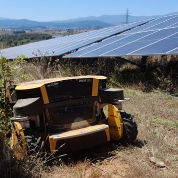 MANUTENÇÃO DE PARQUES FOTOVOLTAICOS - Covilhã - Dachdecken