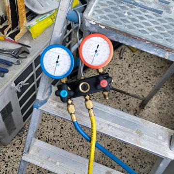 Andrian Medoni - Sintra - Instalación o reemplazo del ventilador del baño