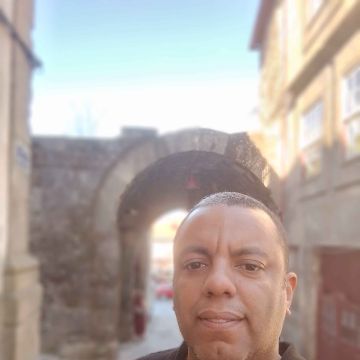 Danillo Serralheria - Marinha Grande - Reparatur des Garagentors