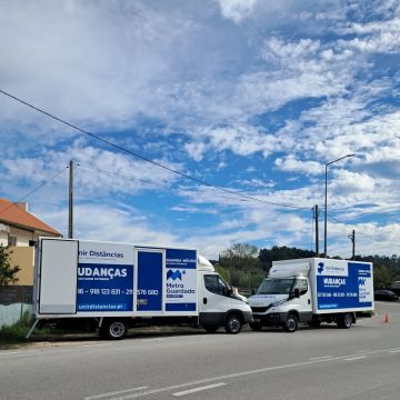 José Batista Unir Distâncias - Leiria - Montaje de marcos de camas