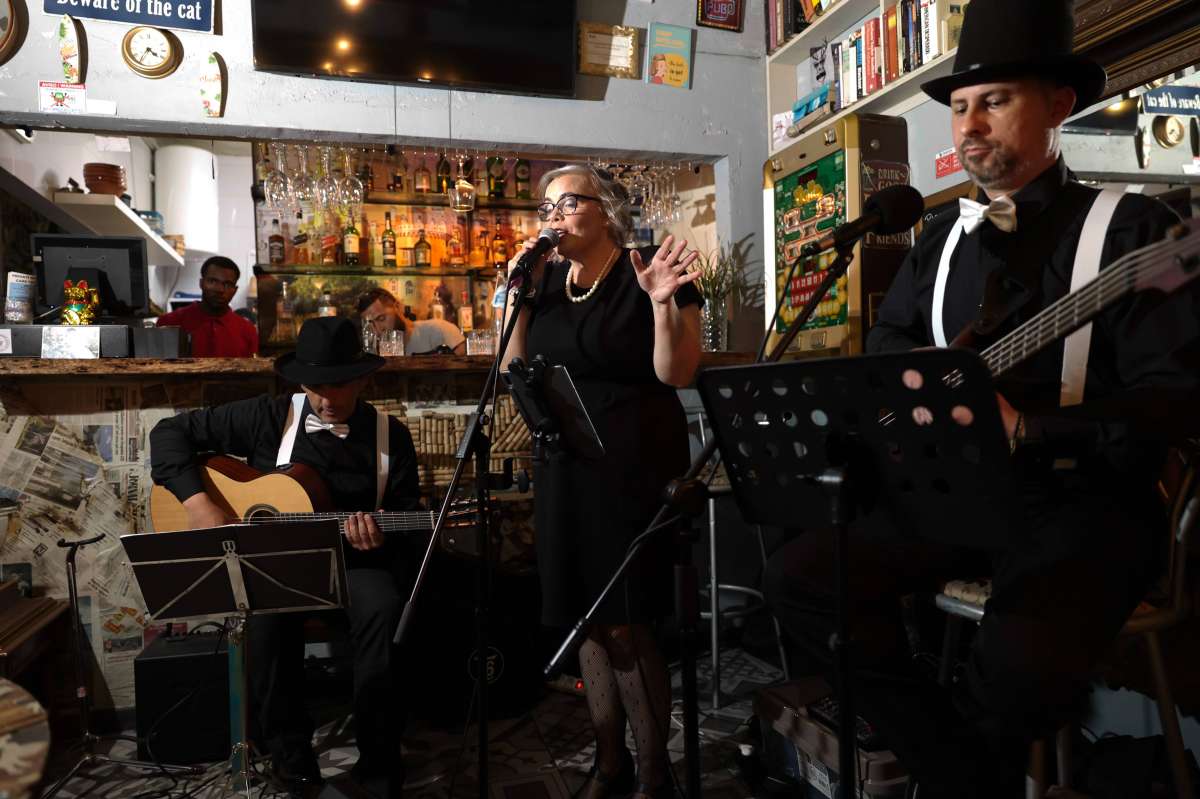 CATS ON THE ROOF - VINTAGE BAND - Faro - Banda Jazz para Casamentos