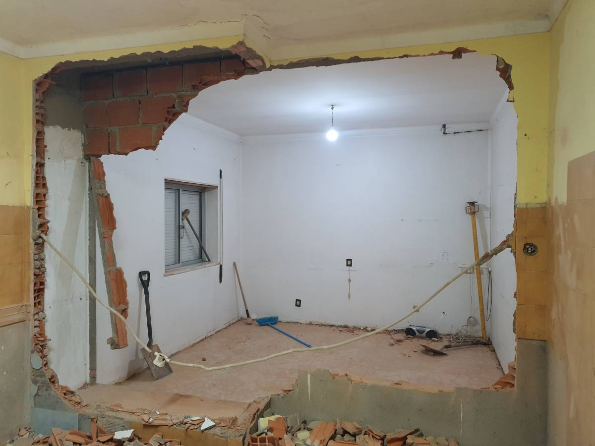 SSJM REMODELAÇÕES - Mealhada - Stein- oder Fliesenboden reparieren oder ausbessern