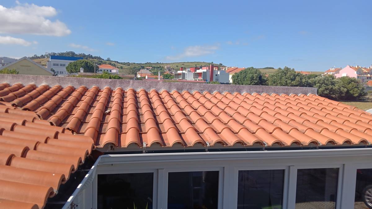 TEU LDA - Lisboa - Limpieza de tejados
