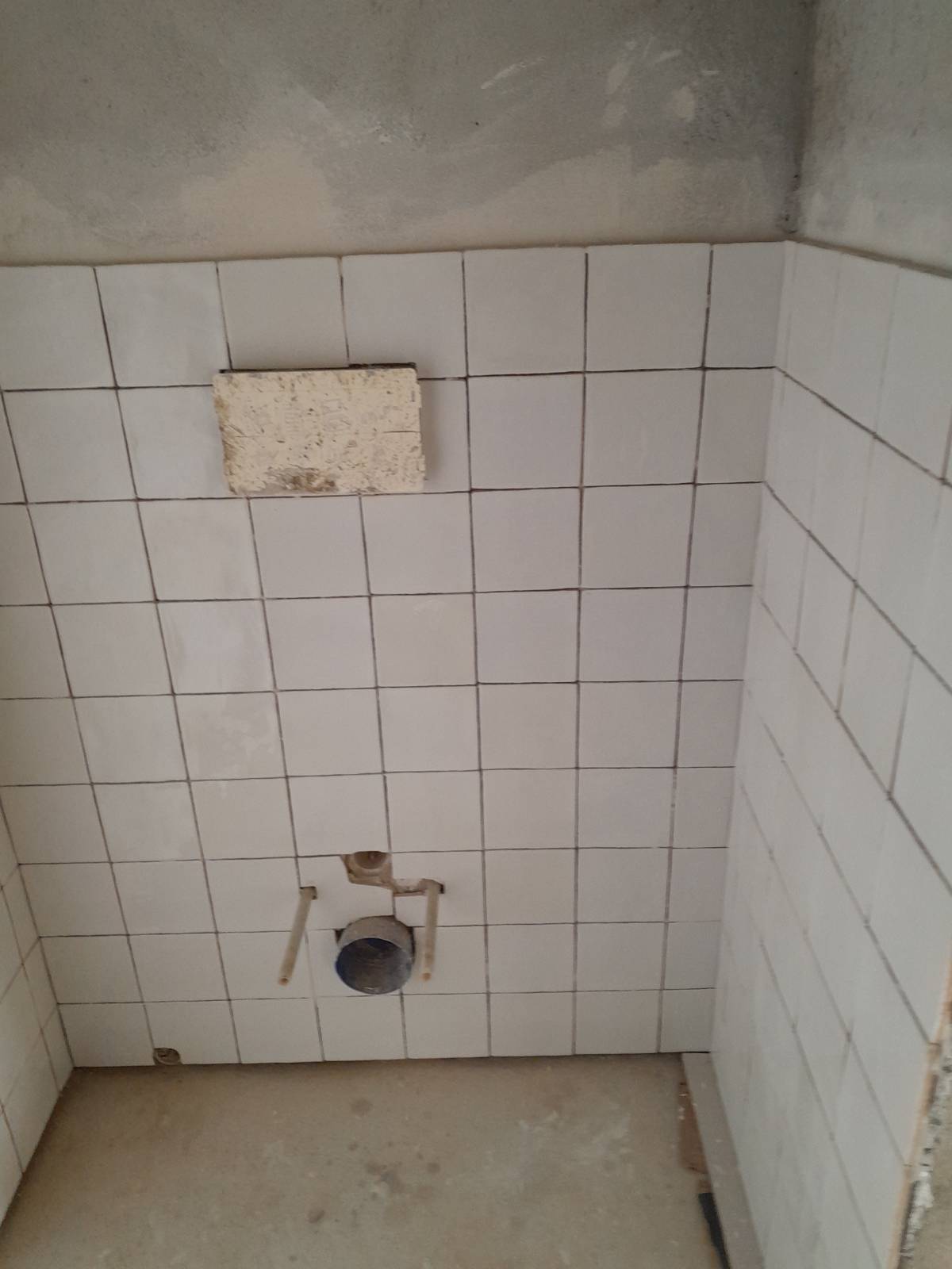De A a Z  Remodelaçoes - Cadaval - Remoção de Lixo e Entulho