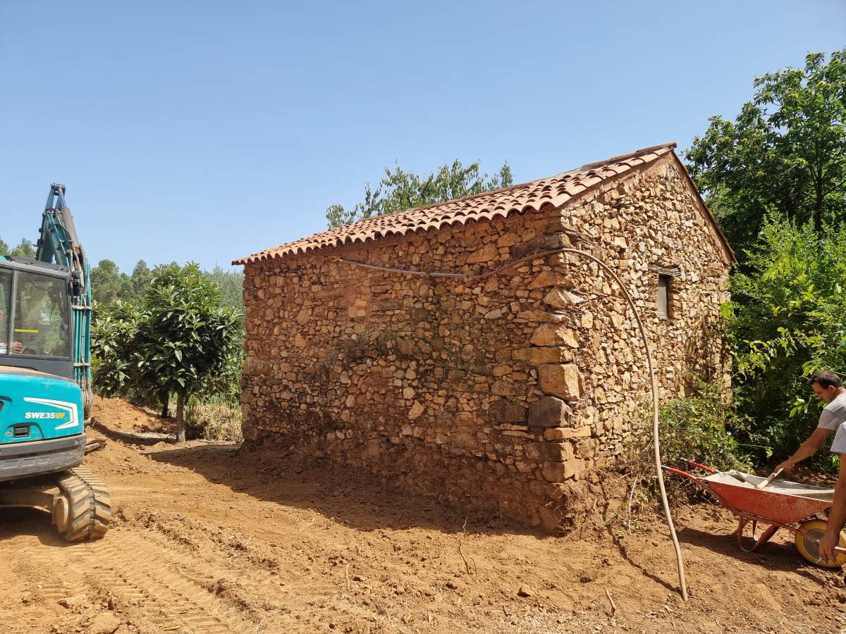 EHN CIVIL ENGENHARIA E CONSTRUCÃO UNIPESSOAL LDA - Tomar - Remodelación de balcones