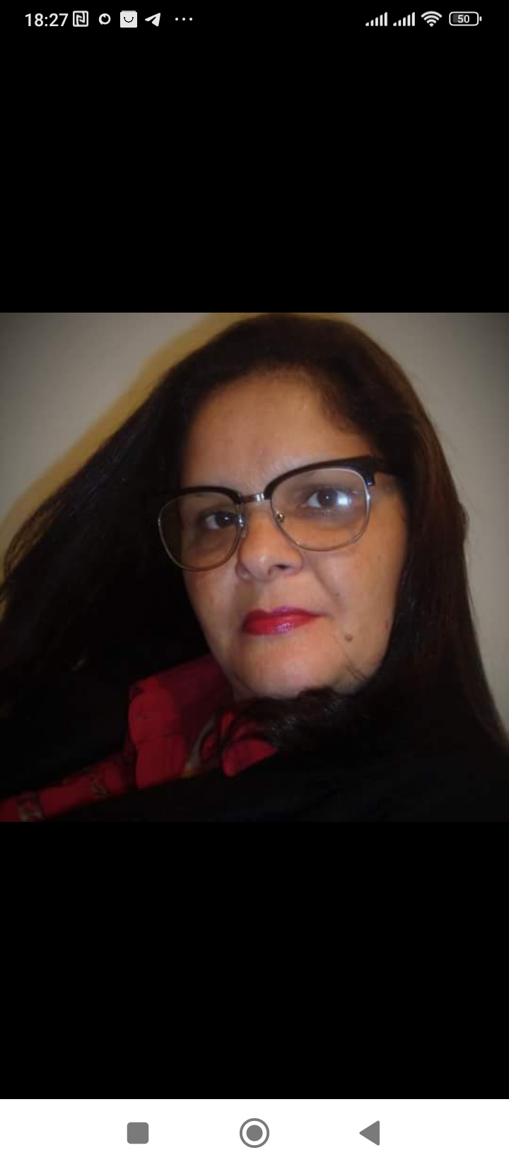 Eliana Gomes - Seixal - Limpeza de Espaço Comercial