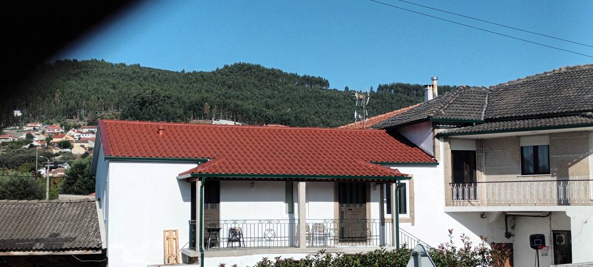 Francisco Rodrigues - Barcelos - Dachbau oder -austausch
