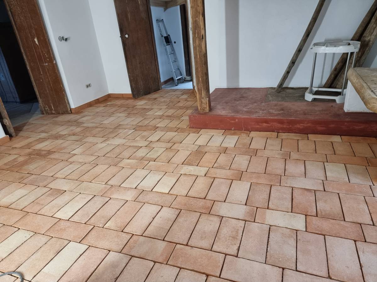 EHN CIVIL ENGENHARIA E CONSTRUCÃO UNIPESSOAL LDA - Tomar - Remodelación de habitaciones