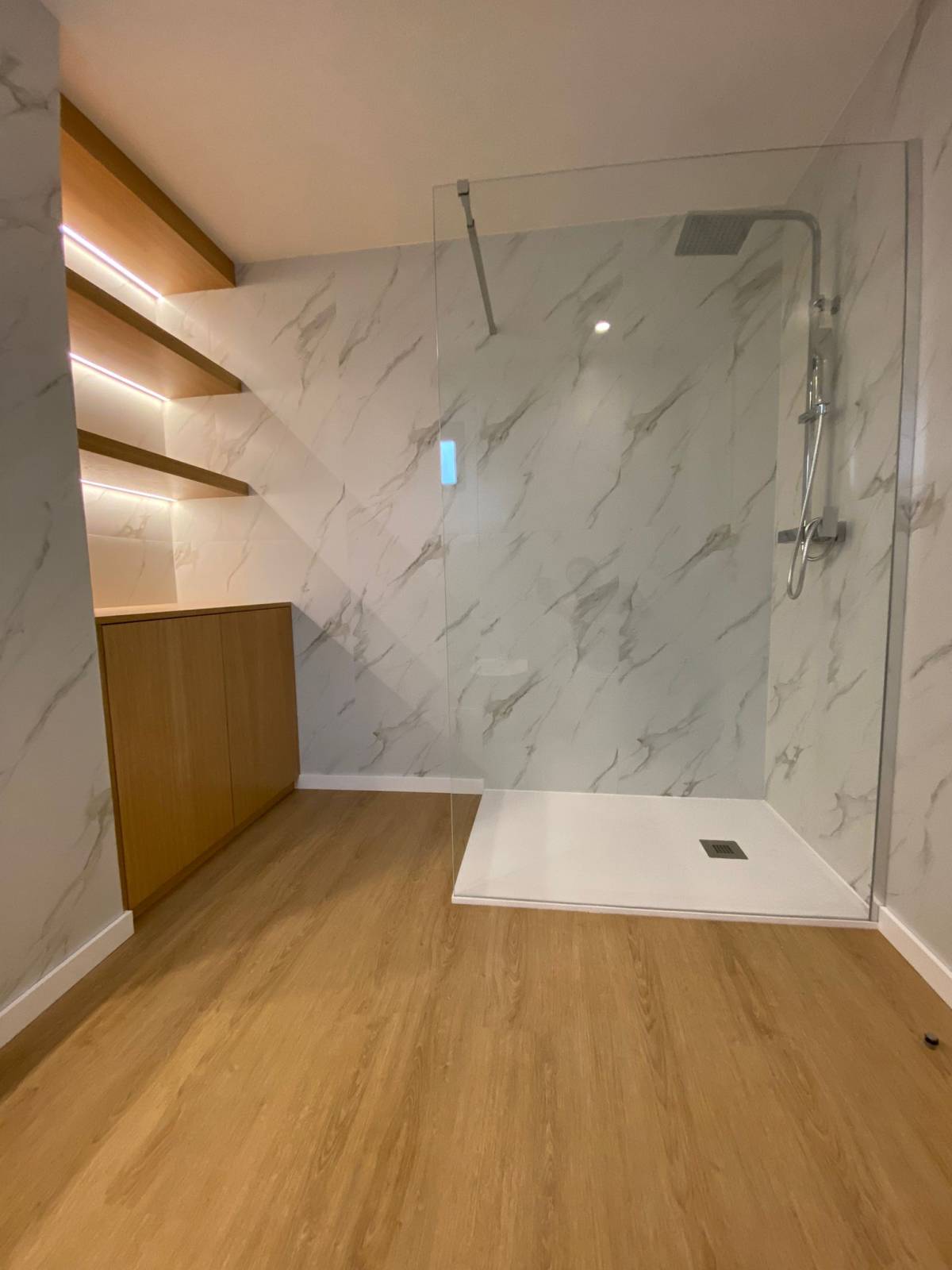 Ayron - Maia - Floor Tiling