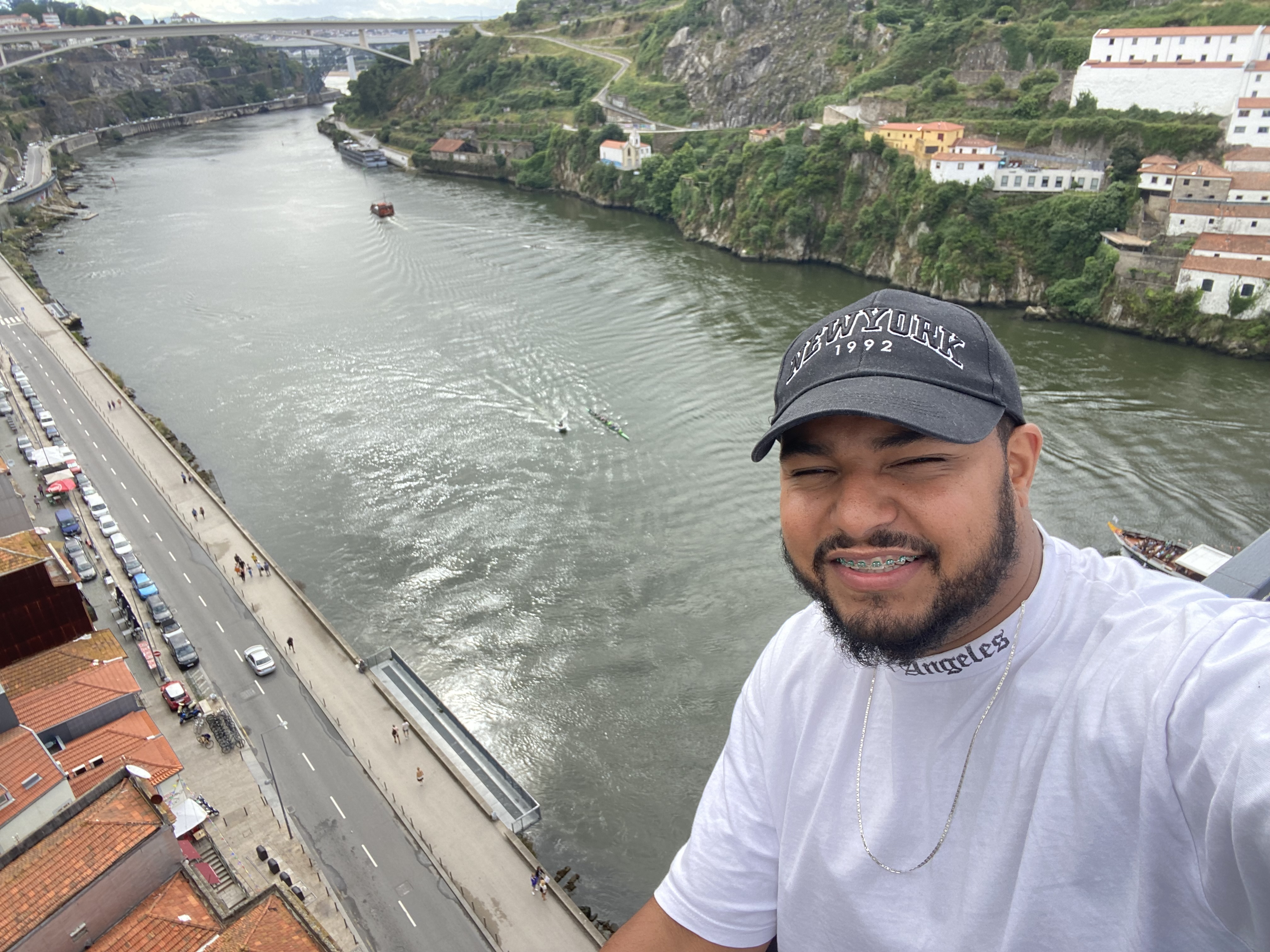 Stephano Macedo - Lisboa - Crocheting