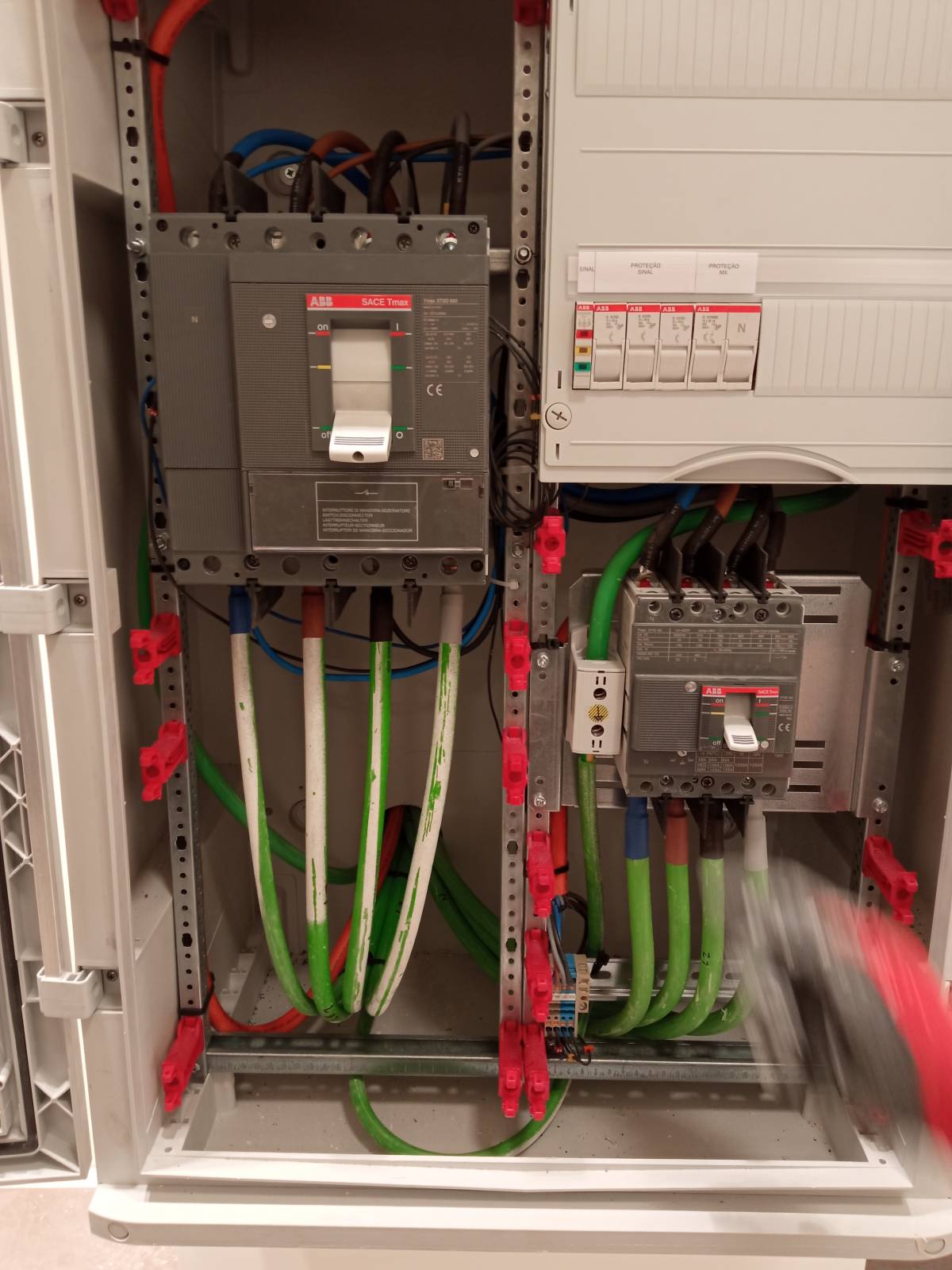 Alan - Porto - Electrical and Wiring Issues