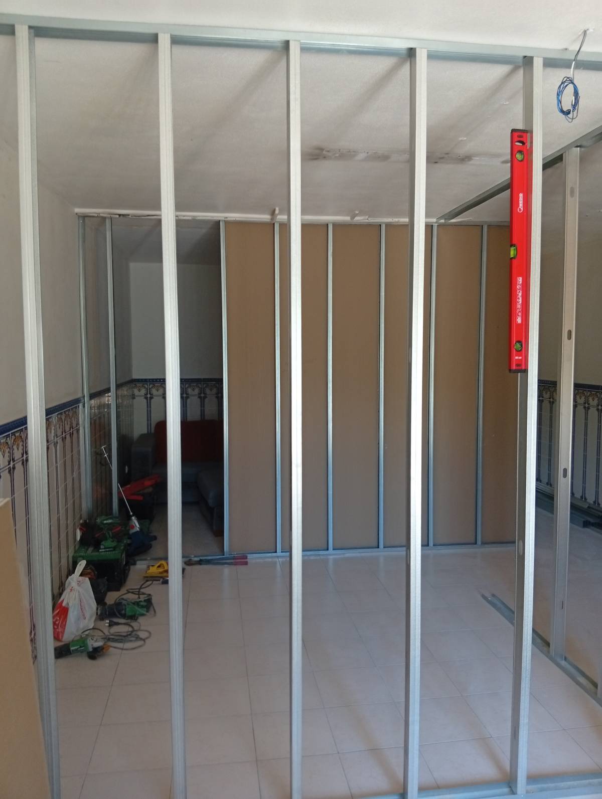 Ueliton reis - Leiria - Interior Wall Addition