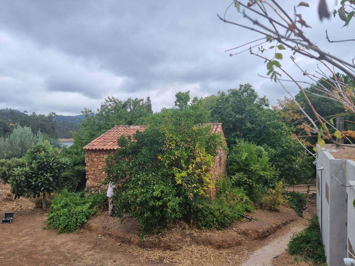 EHN CIVIL ENGENHARIA E CONSTRUCÃO UNIPESSOAL LDA - Tomar - Remodelaciones de casas
