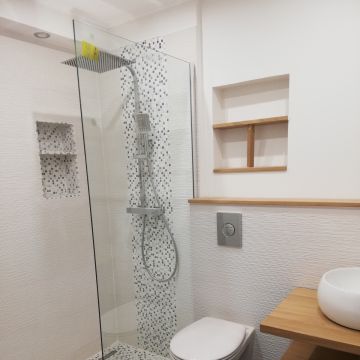 De A a Z  Remodelaçoes - Cadaval - Remodelação de Casa de Banho
