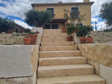 EHN CIVIL ENGENHARIA E CONSTRUCÃO UNIPESSOAL LDA - Tomar - Remodelación de habitaciones