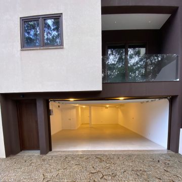 Ayron - Maia - Railing Repair