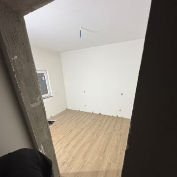 MTV pavimentos flutuantes - Leiria - Crib Assembly