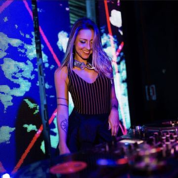 DJ Cris Fernandes - Vila Nova de Gaia - DJ para Festa Juvenil