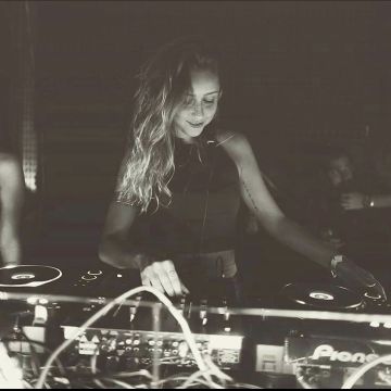 DJ Cris Fernandes - Vila Nova de Gaia - DJ para Casamentos