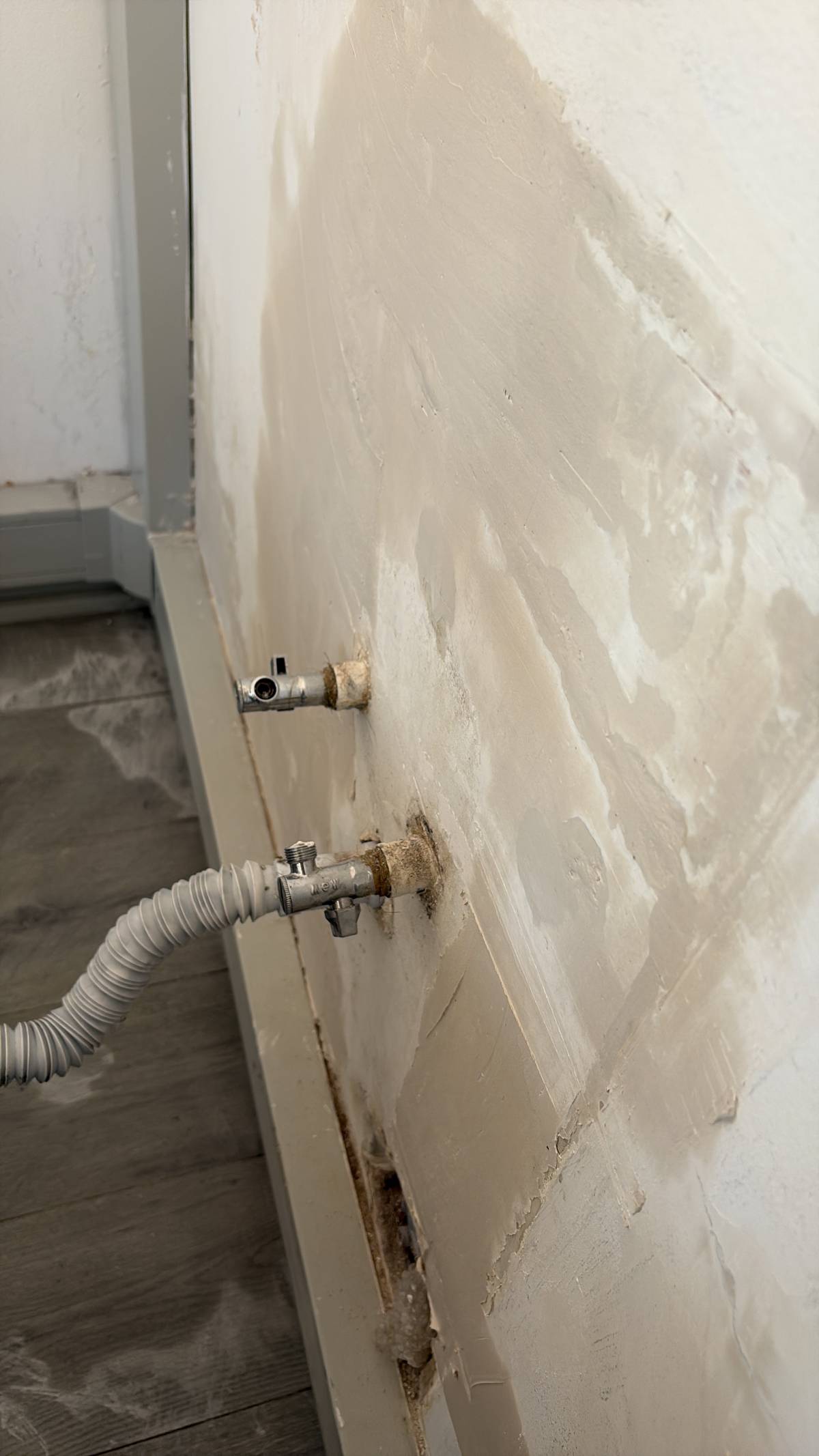 Serviços Gerais & Reparações - Viseu - Drywall Installation and Hanging