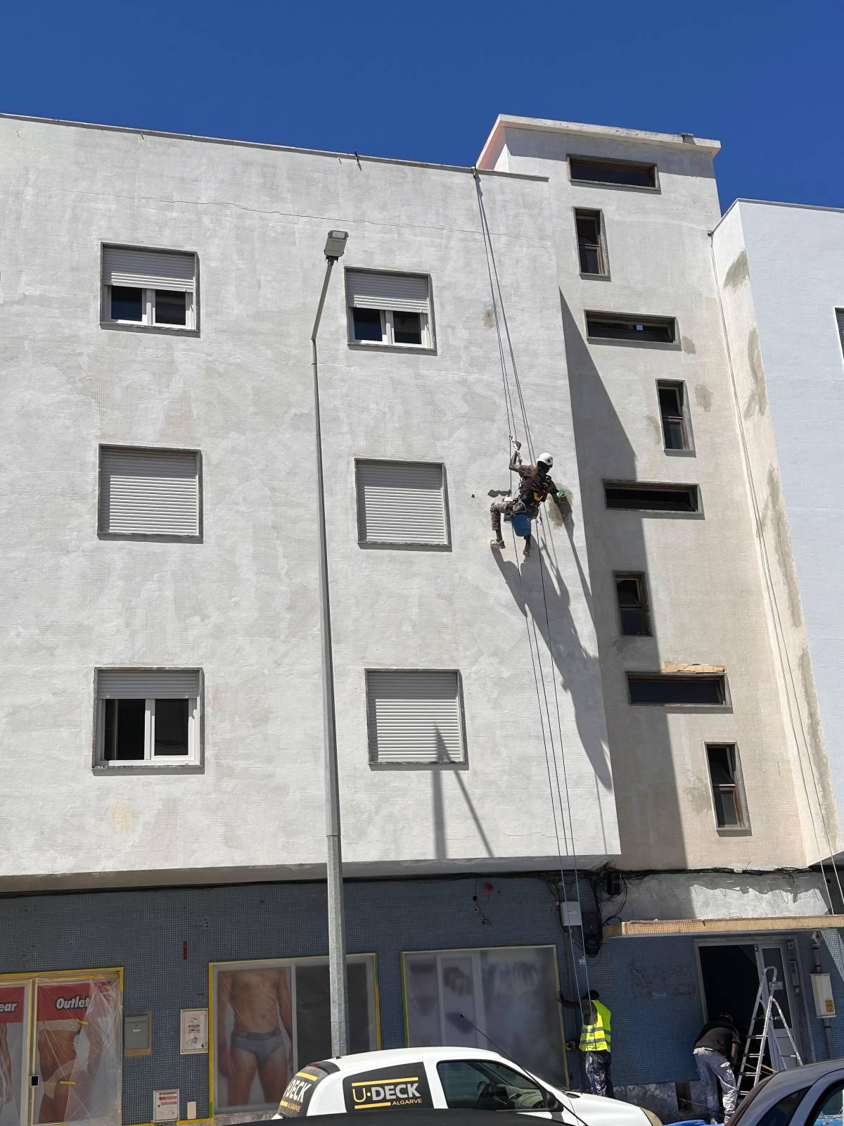 FGT PINTURA EM ALTURA - Portimão - Pintura de Móveis