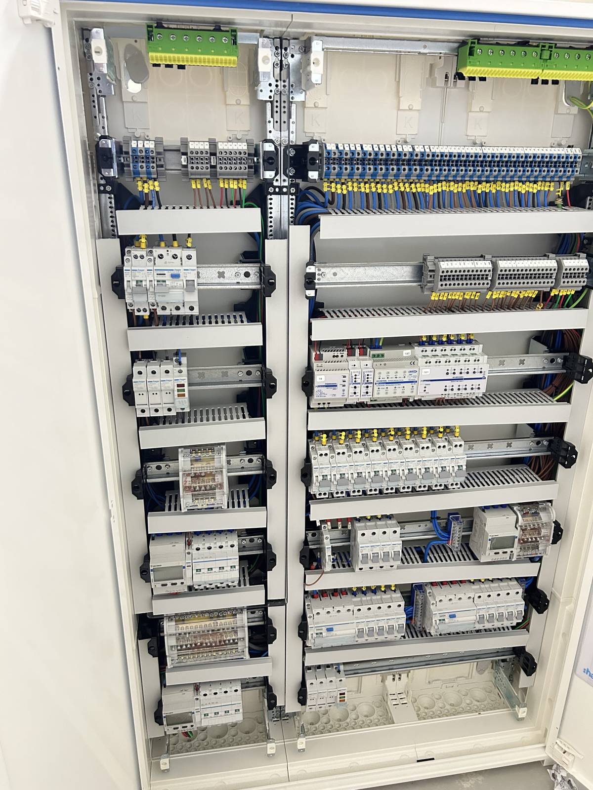 Rodrigues Eletric - Silves - Switch and Outlet Repair