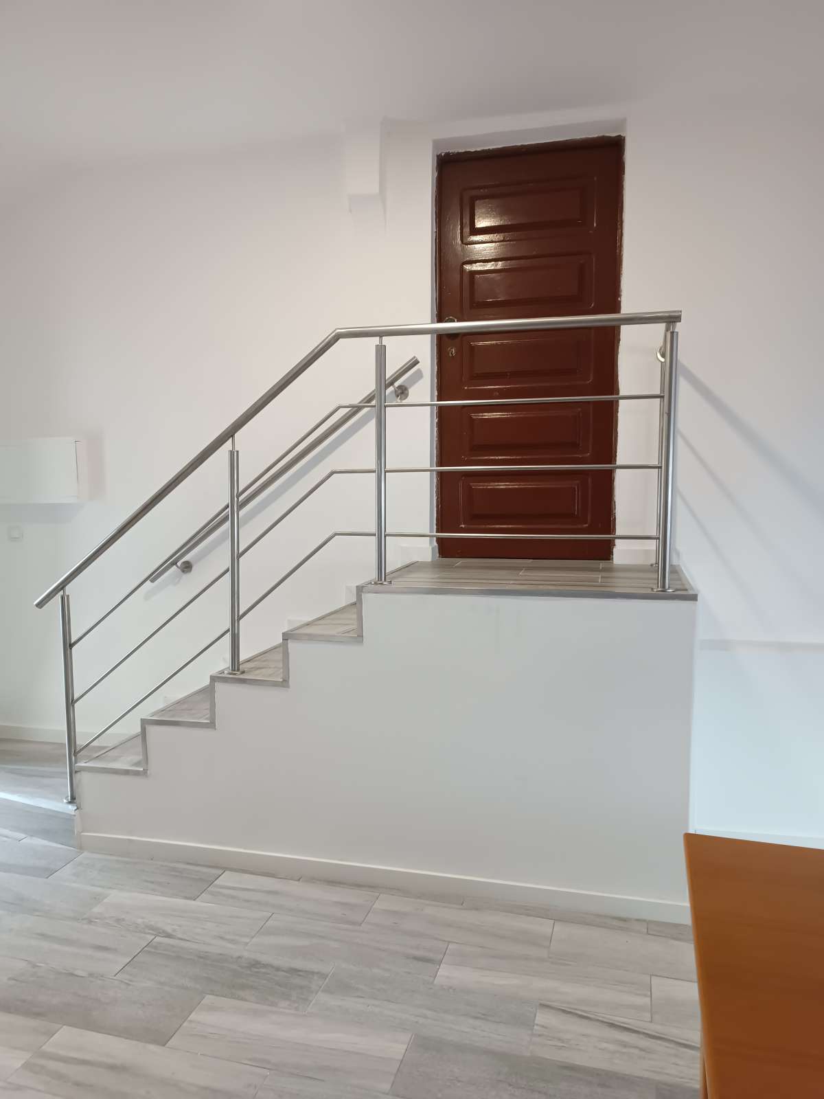 VHOUSE CONSTRUÇÃO CIVIL - São Pedro do Sul - Siding Installation, Repair, or Removal