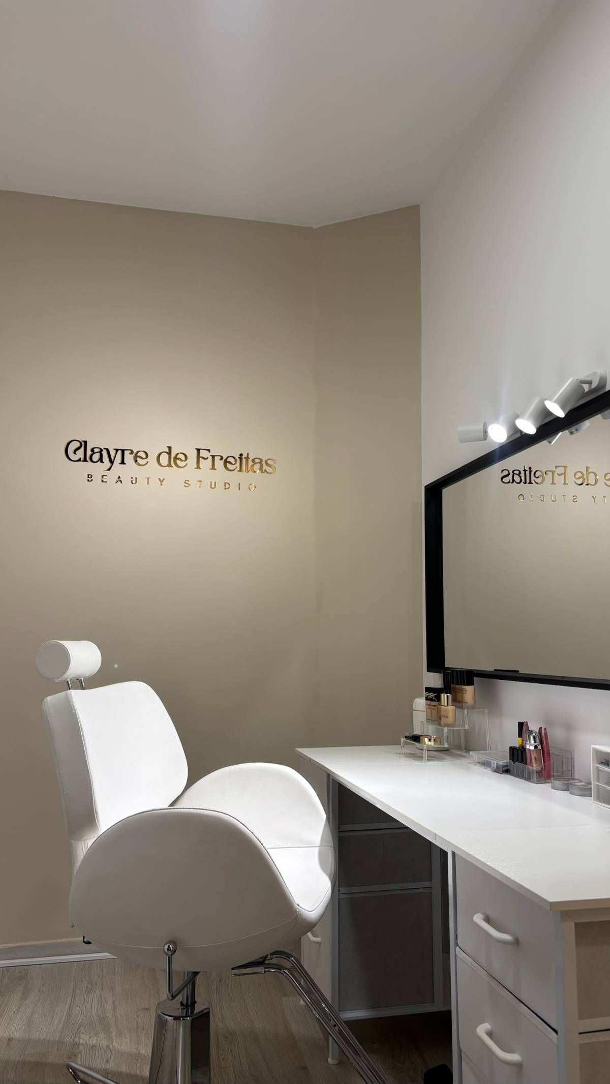Clayre de Freitas - Beauty Studio - Porto - Braut-Make up