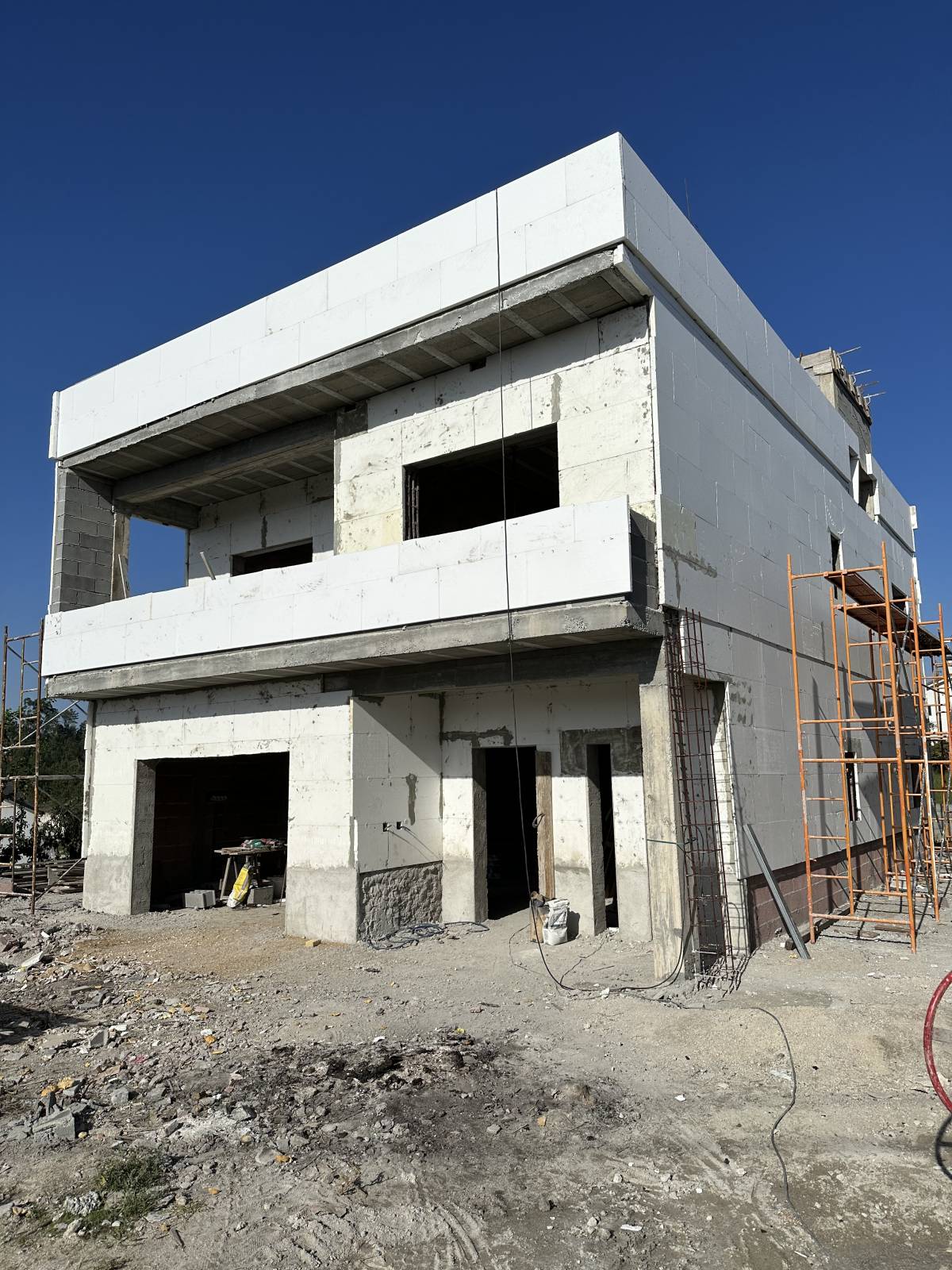 VHOUSE CONSTRUÇÃO CIVIL - São Pedro do Sul - Mudjacking