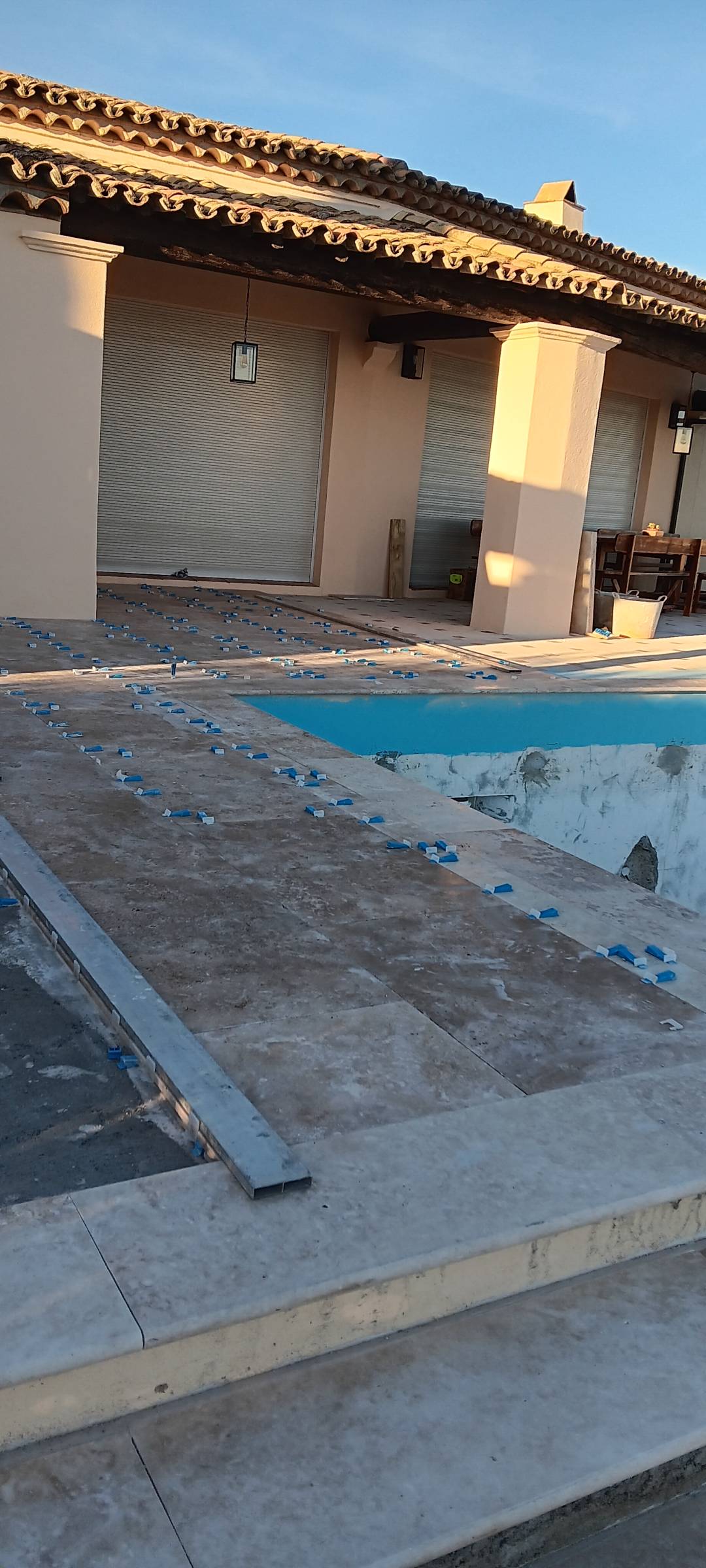 Sidney Queiroz - Cascais - Roof Cleaning