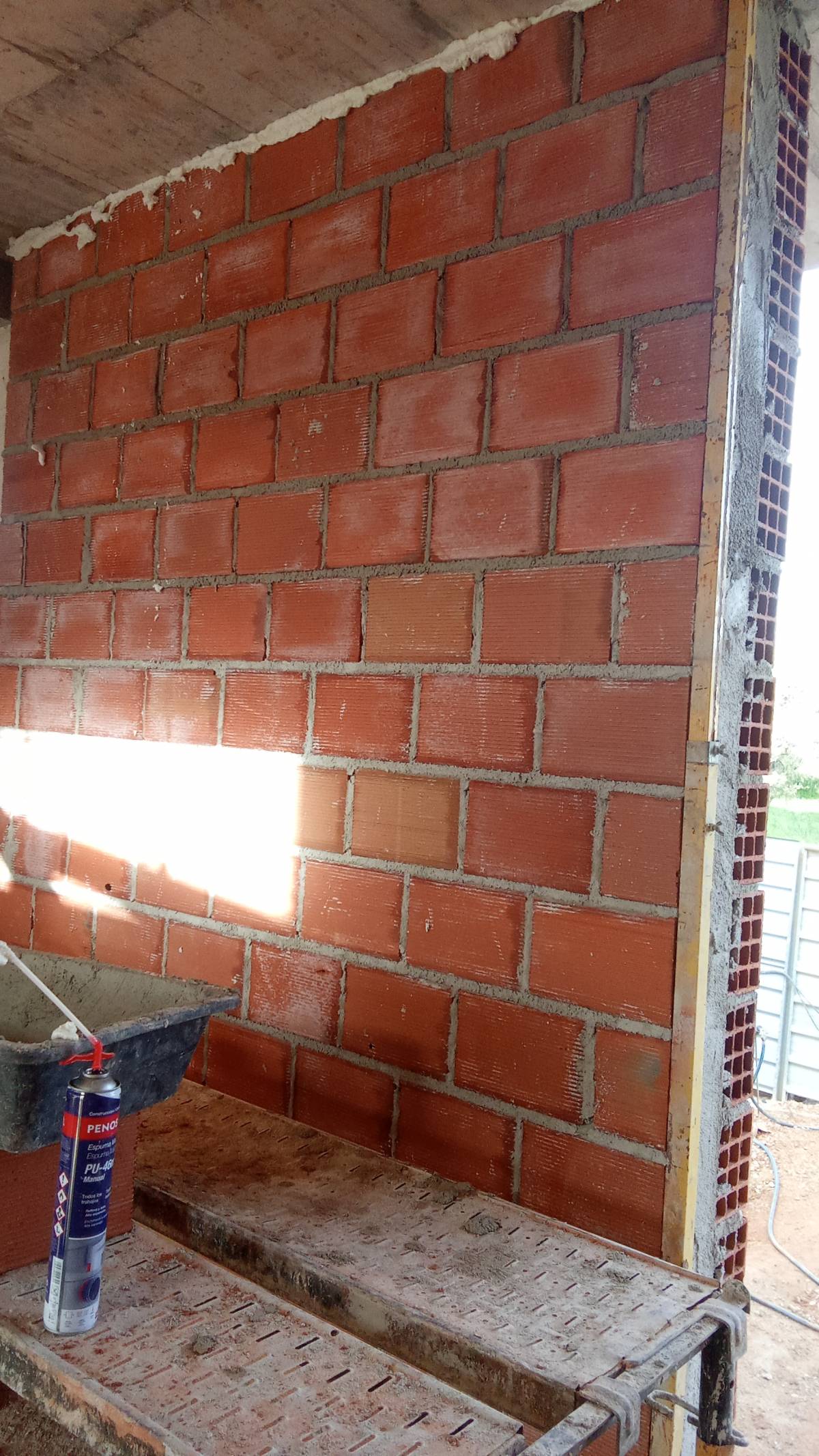 Matheus Cunha - Olhão - Drywall Installation and Hanging