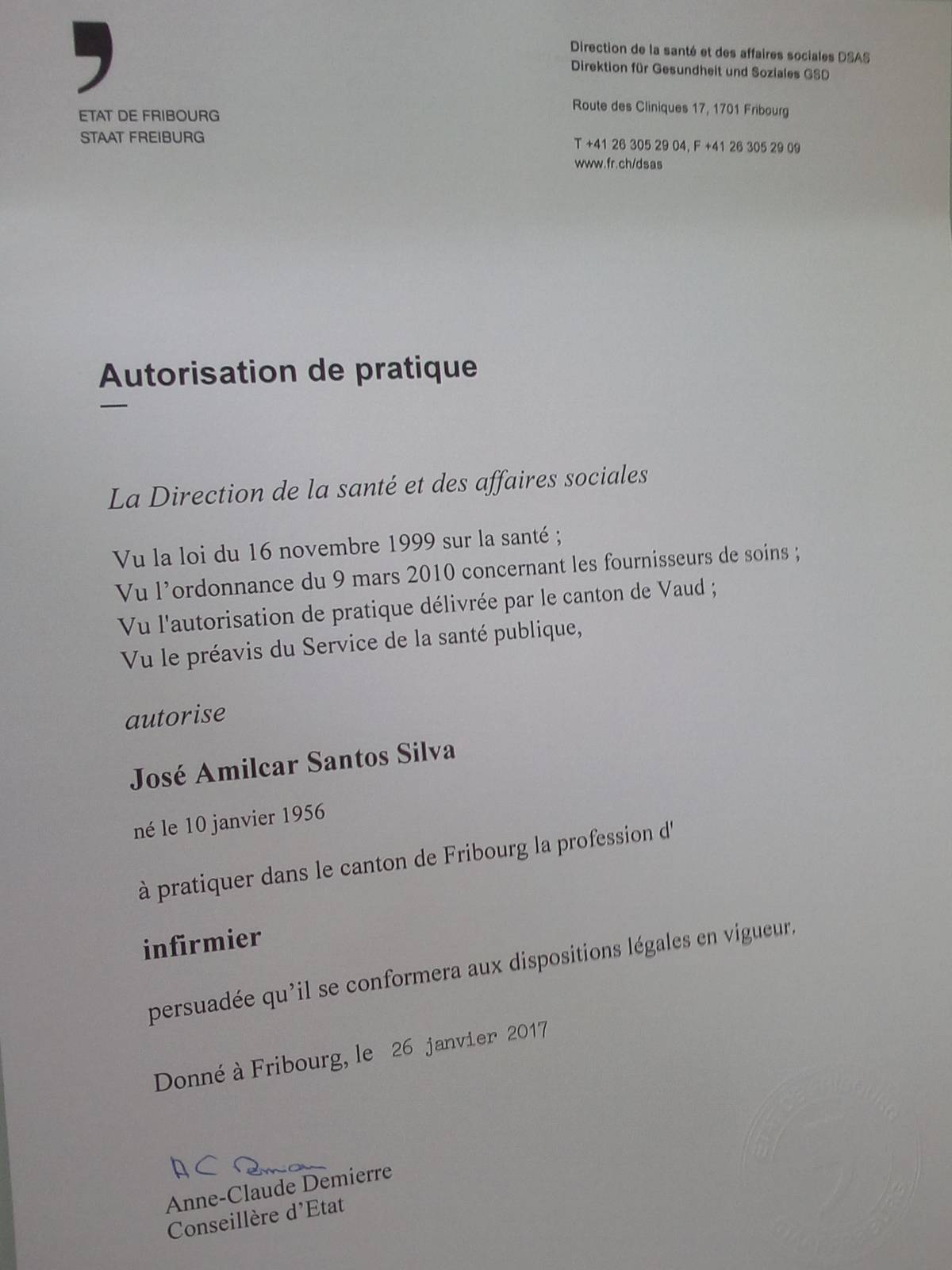José Silva  enfermeiro inscrito na OE cédukla n° 36198 - Almeirim - Haus- und Pflegeheime