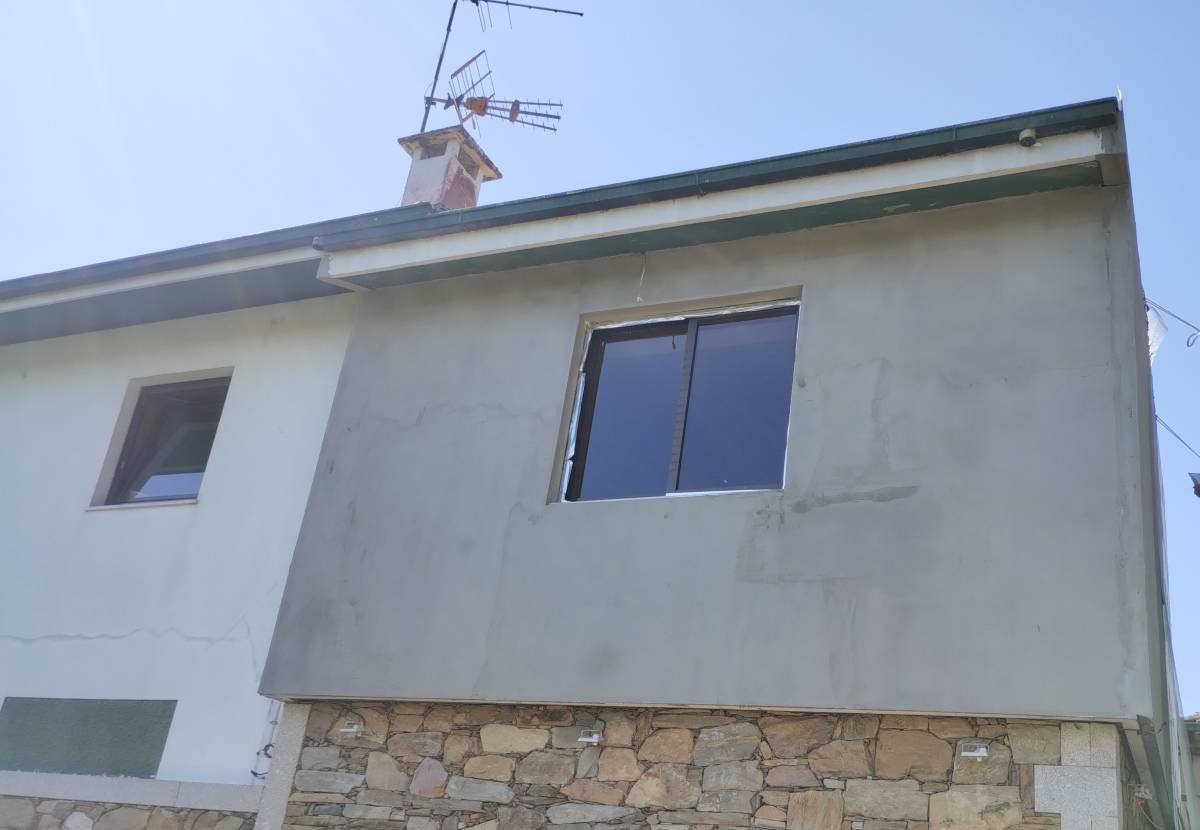 Carlos Prudente Sodré - Portimão - Roof Installation or Replacement