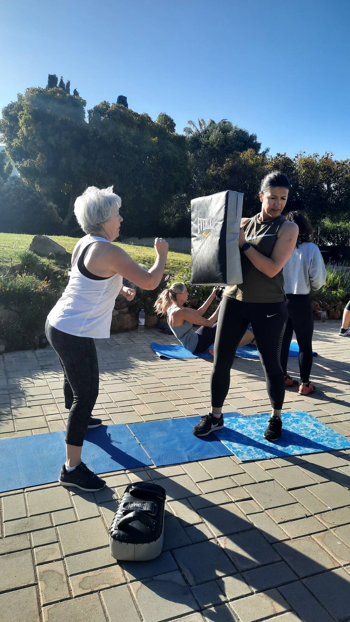 Yoniet - BJJ & Krav Maga - Albufeira - Self Defense Lessons