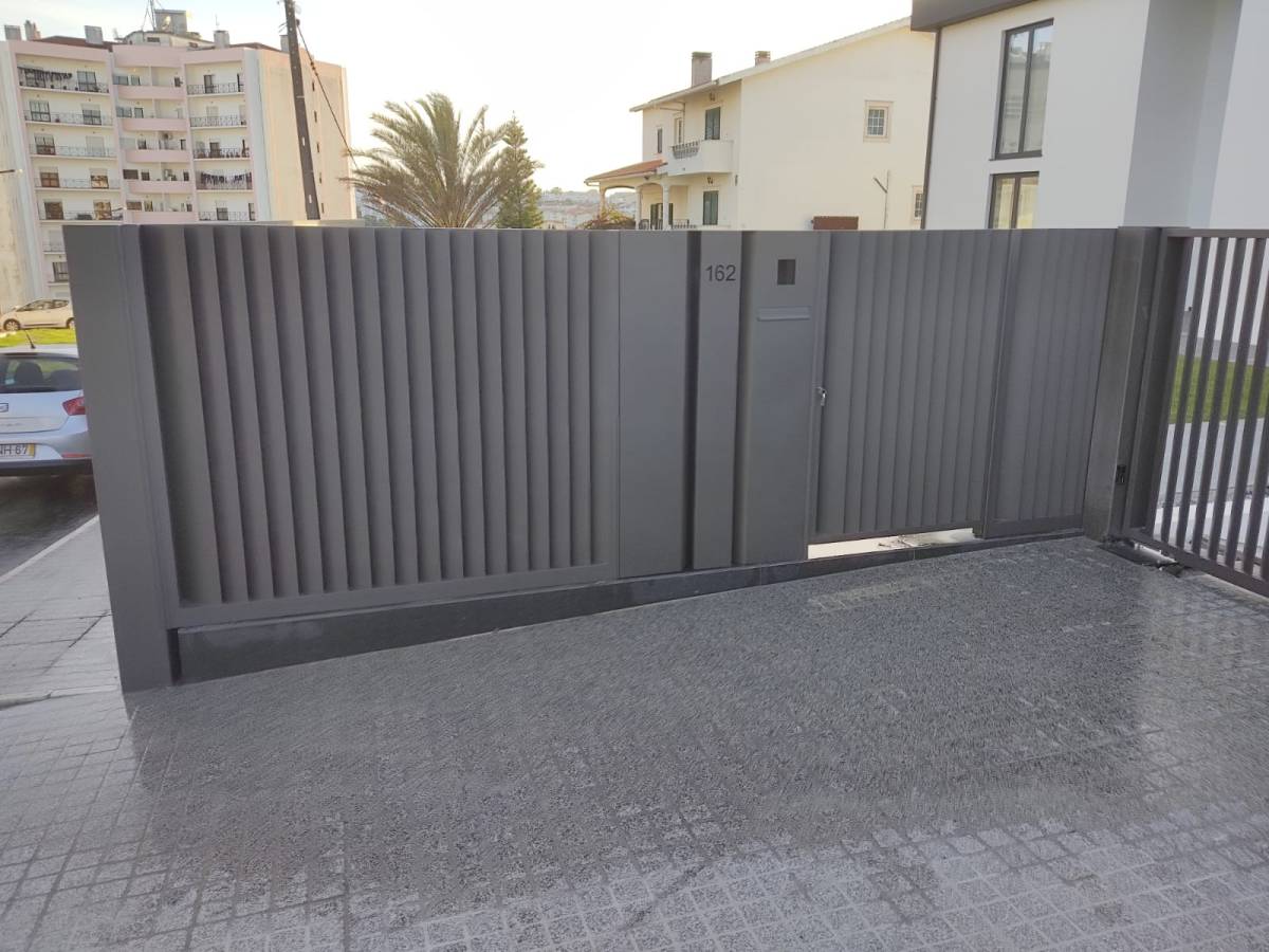 DIPI, Lda. - Amarante - Cerrajero